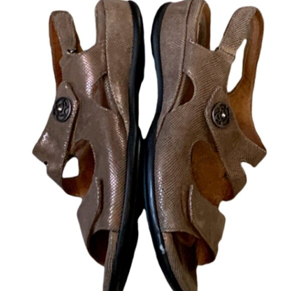 Clarks Artisan Tiffani Aldora Textured Leather Strap Sandals Sz 10N #22E - Picture 4 of 7